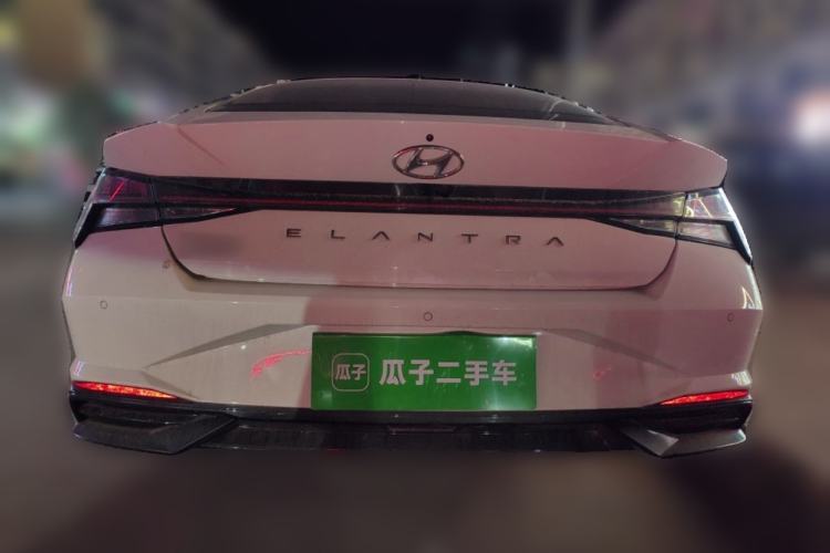 Used Hyundai Elantra 2022 1.5L CVT LUX Prestige Edition
