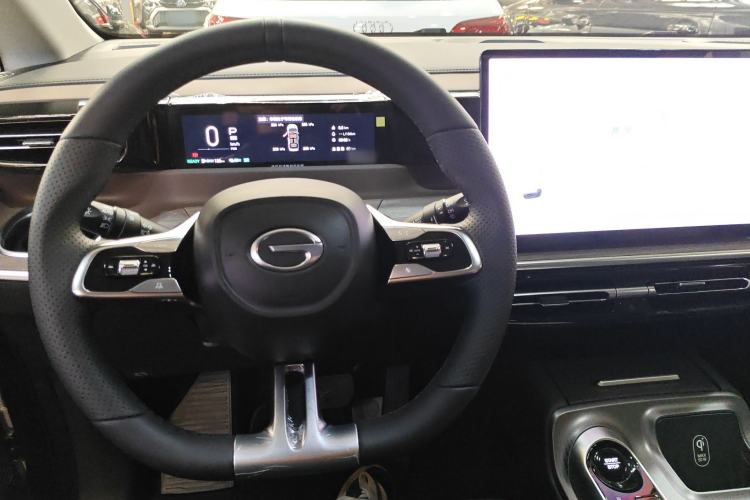 Used GAC Trumpchi Trumpchi E8 2024 Honor Series 2.0L Honor Edition
