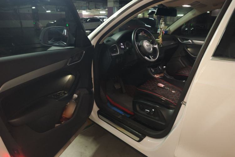 Used Audi Q3 2016 35 TFSI Fashion Model
