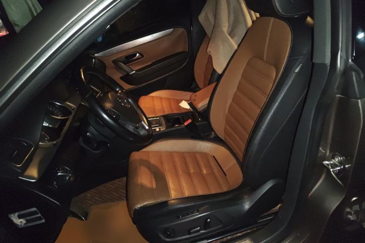 Used Volkswagen FAW-Volkswagen CC 2013 1.8TSI Luxury Model Left Front Seat