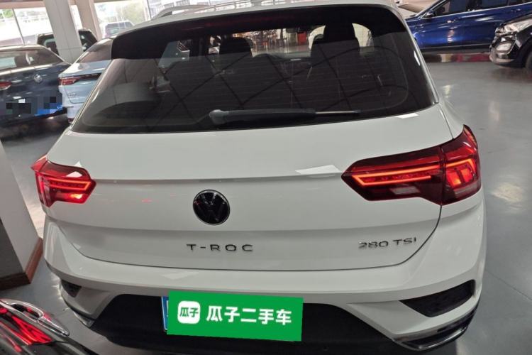 Used Volkswagen T-ROC 2021 280TSI DSG Two-Wheel Drive Comfort Connect Edition