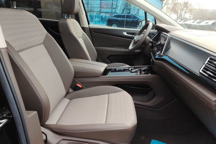 Used Volkswagen Viloran 2024 330TSI Business Edition
