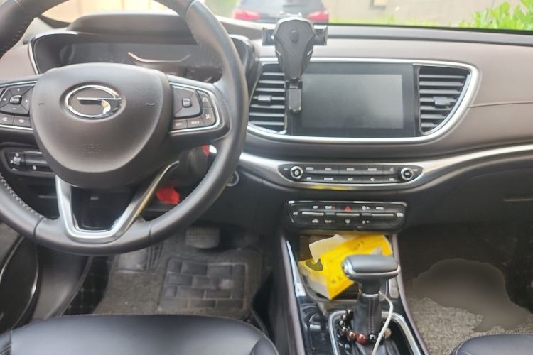 Used GAC Trumpchi GA4 2018 200T Automatic Luxury Edition Center Console