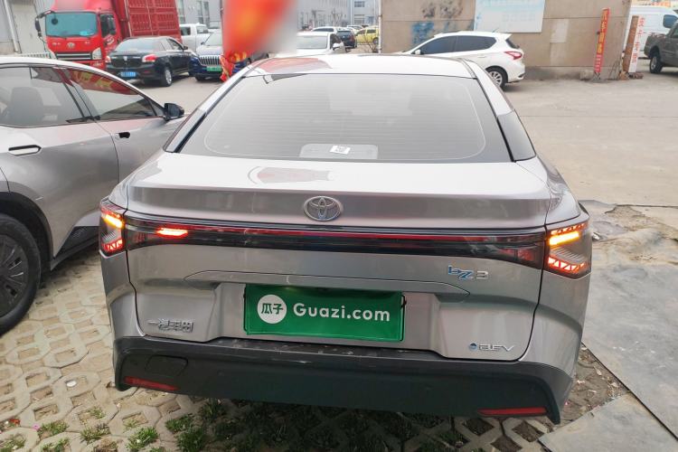 Used Toyota bZ3 2023 517 km Elite PRO Rear