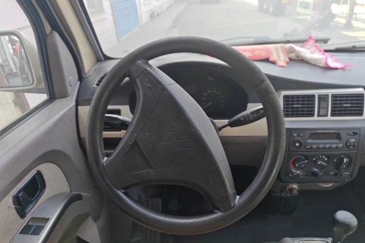 Used Wuling Rongguang 2011 1.2L Standard Version Steering Wheel