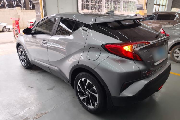 Used Toyota IZOA 2020 2.0L Enjoy Edition