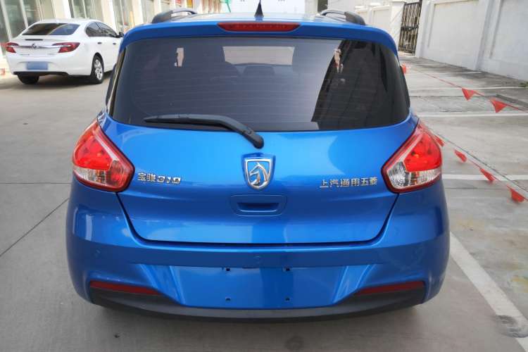 Used Baojun 310 2016 1.2L Manual Luxury Model
