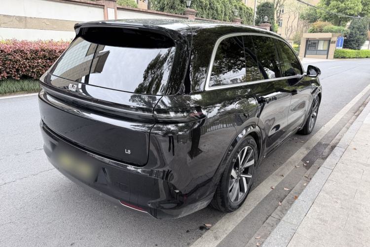Used Li Auto L8 2023 Pro Model
