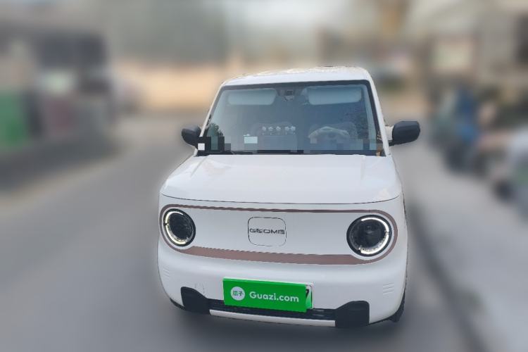 Used Geely Galaxy Panda 2023 Panda Mini 200km Endurance Bear
