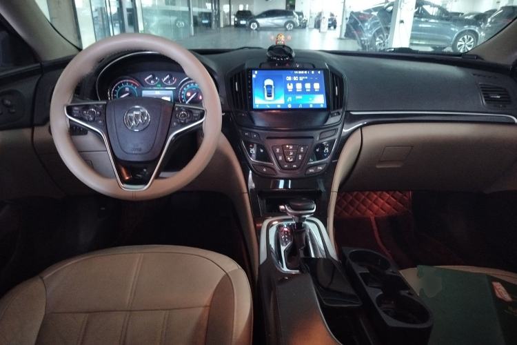 Used Buick Regal 2015 2.0L Elite Fashion Edition Center Console