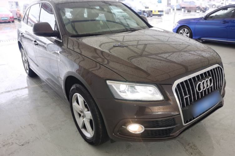 Used Audi Q5 2017 Plus 40 TFSI Ambition Model
