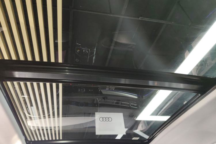 Used Hongqi HS5 2022 Revised Version 2.0T Smart Connect Flagship Edition Headliner