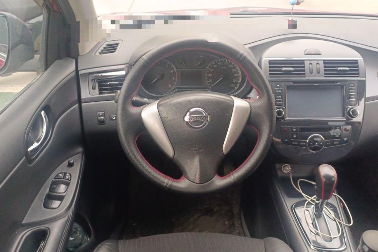 Used Nissan Tiida 2011 1.6L CVT Smart Version
