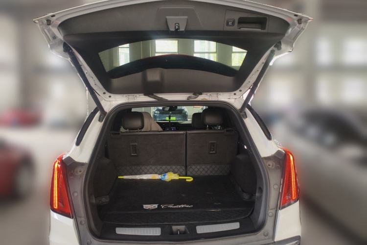 Used Cadillac XT5 2021 2.0T Two-Wheel Drive Luxury Version Trunk