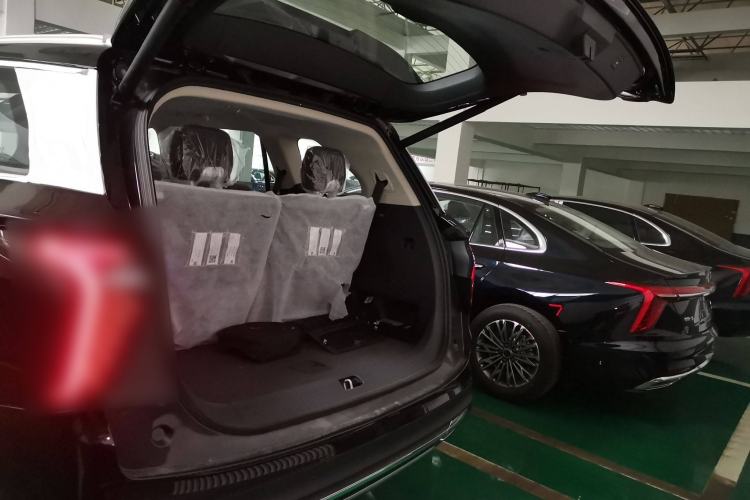 Used Hongqi HS7 PHEV 2025 Model 2.0T PHEV Two-Wheel Drive Qi Xiang Edition 6-Seater