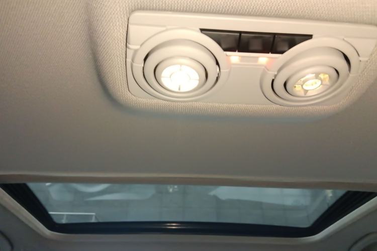 Used BMW 3 Series 2017 320Li Fashion Model Headliner