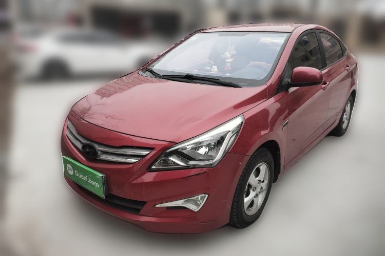 Used Hyundai Verna (older generation) 2014 1.4L Manual Smart GLS Trim