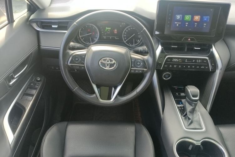 Used Toyota Harrier 2022 2.0L CVT Two-Wheel Drive Luxury Edition