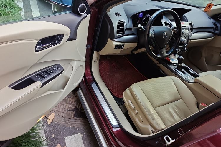 Used Acura RDX 2013 3.0L Two-Wheel Drive Elite Edition