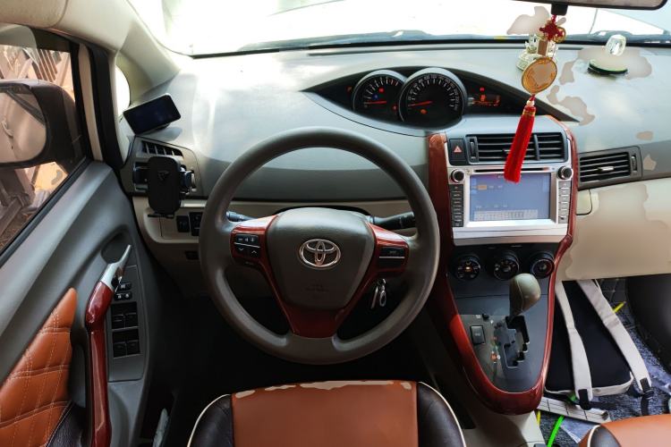 Used Toyota Verso 2012 180V CVT Supreme Edition
