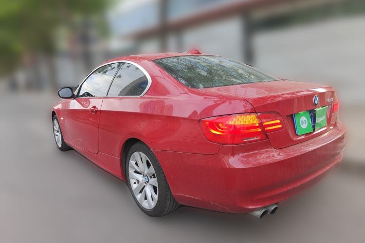 Used BMW 3 Series 2011 330i two-door coupe Rear Left 45 Deg