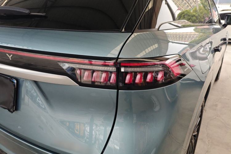 Used Chery Tiggo 9 2023 2.0T Dual-Clutch Two-Wheel Drive Luxury Edition 7 Seats
