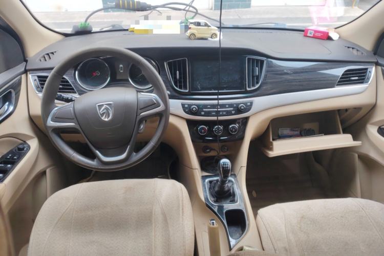 Used Baojun 730 2016 1.5L Manual Comfort Version 7 Seats China V Emission Standard
