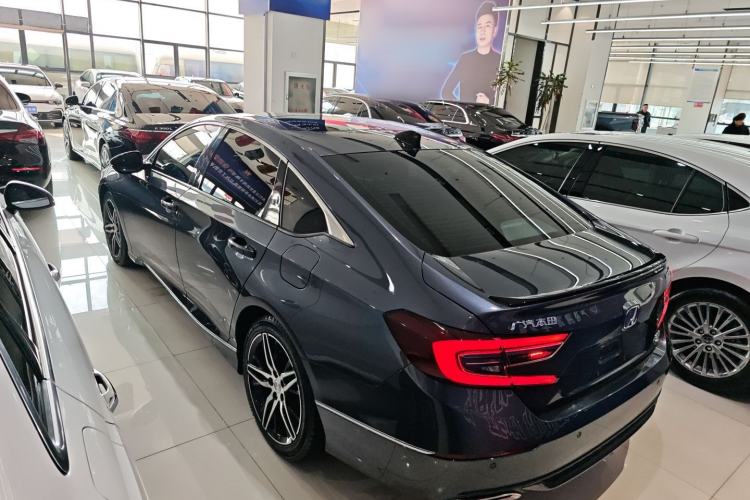 Used Honda Accord 2022 260TURBO Phantom Night · Prestige Edition