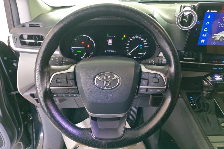 Used Toyota SIENNA 2021 2.5L Hybrid Comfort Edition Steering Wheel