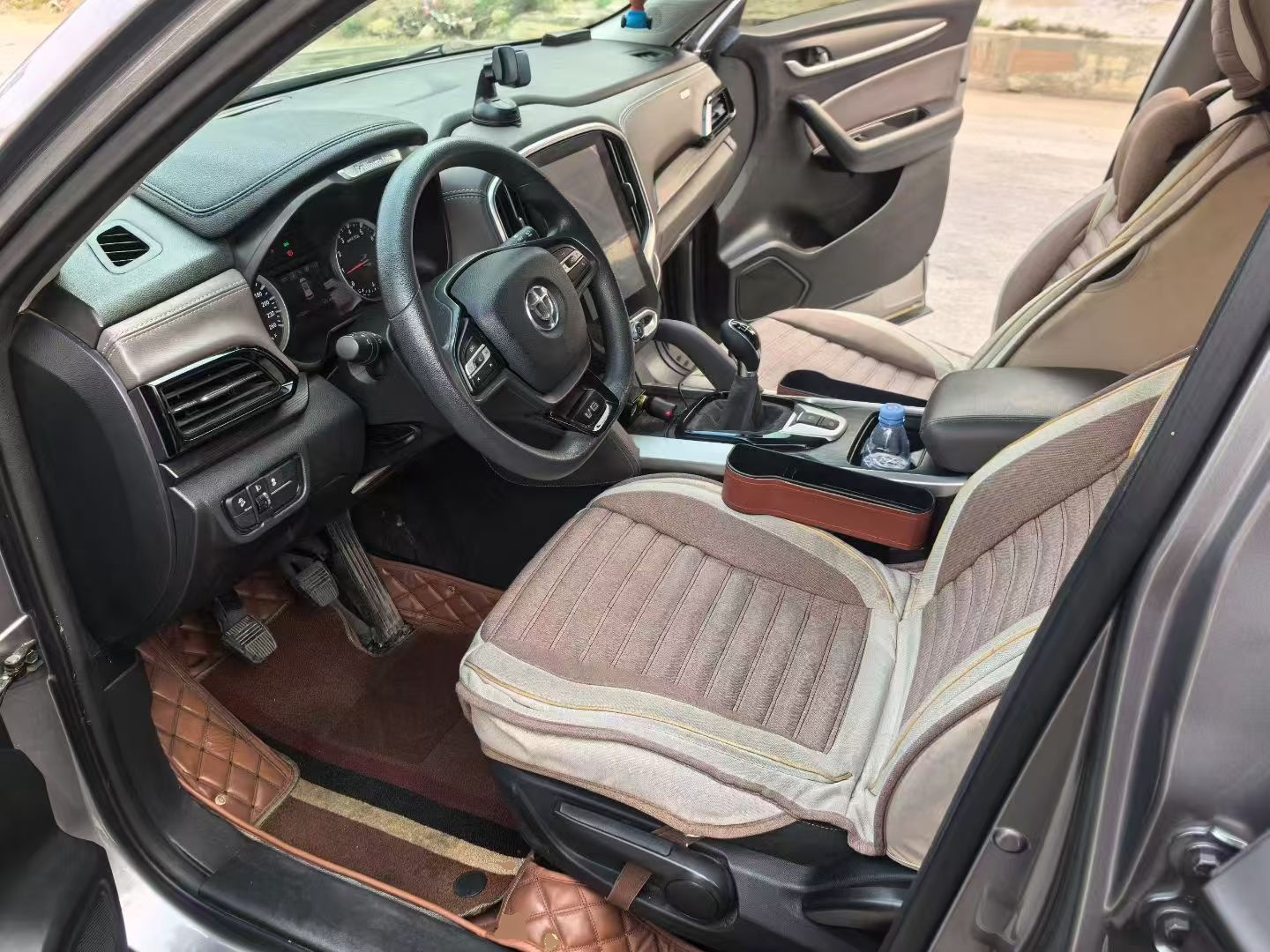 Interior delantero
