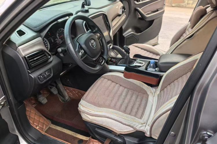 Used Brilliance V6 2018 1.5T Manual Elite Model Left Front Seat