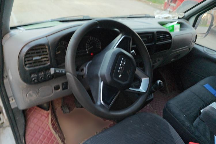 Used JMC Transit 2019 2.8T Commercial Version Short Wheelbase Mid-Roof 6-Seater China VI JX493 Steering Wheel