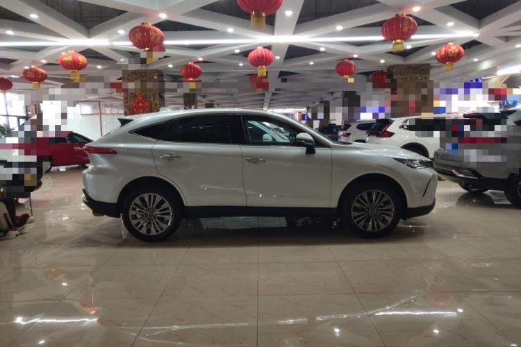 Used Toyota Harrier 2022 2.0L CVT Two-Wheel Drive Deluxe Edition