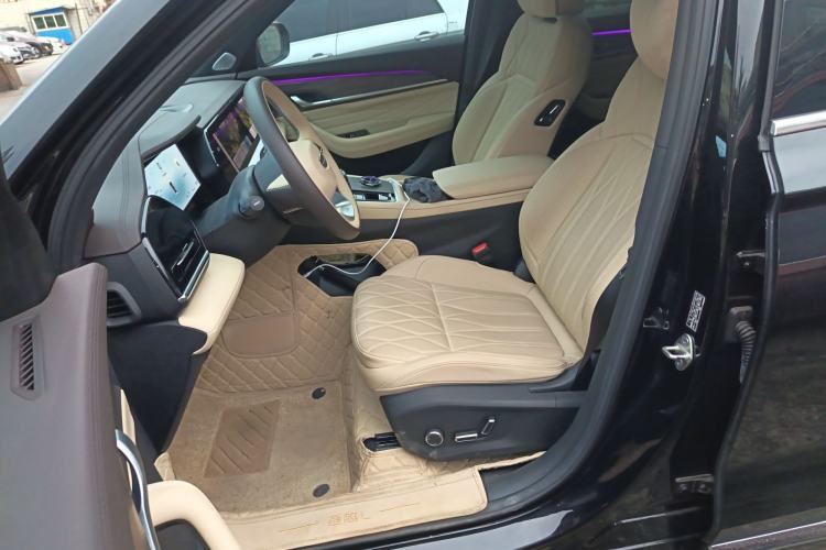 Used Geely Auto Monjaro L 2025 Dongfang Yao 2.0TD Automatic Lanxing Edition
