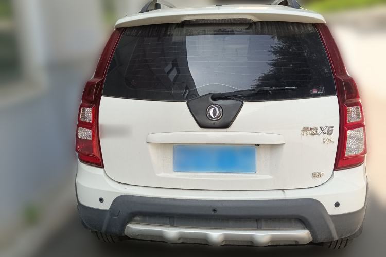 Used FORTHING Joyear X5 2013 1.6L Manual Luxury Model China IV Standard Rear