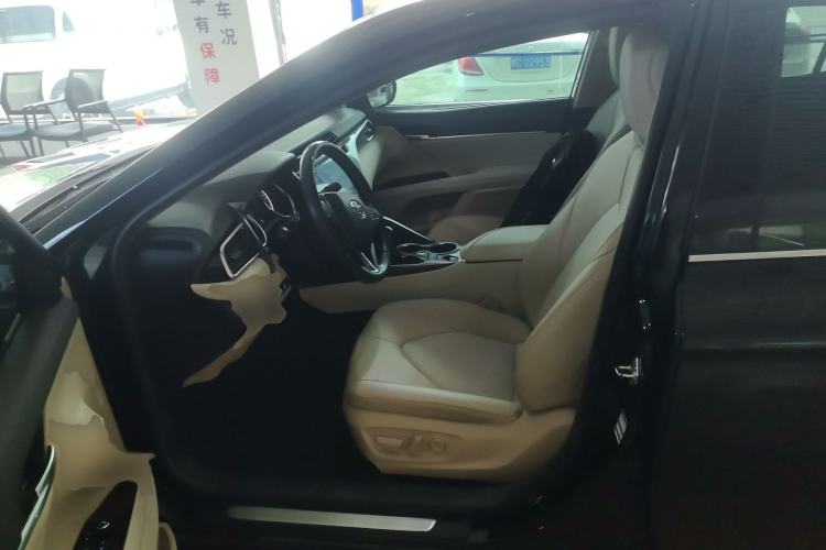 Used Toyota Camry 2019 2.5G Luxury Edition China VI Standard