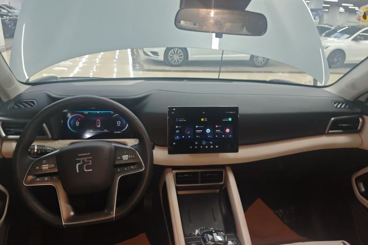 Used BYD Yuan UP 2024 301KM Leading Edition
