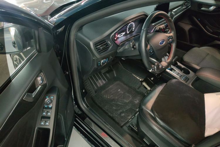 Used Ford Focus 2020 Hatchback EcoBoost 180 Automatic ST Line Driver Seat