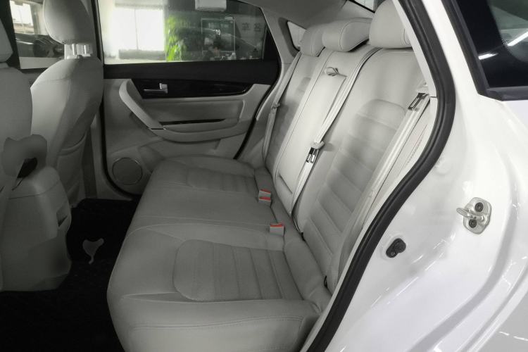 Used FORTHING Joyear S50 2017 1.6L CVT Luxury Model
