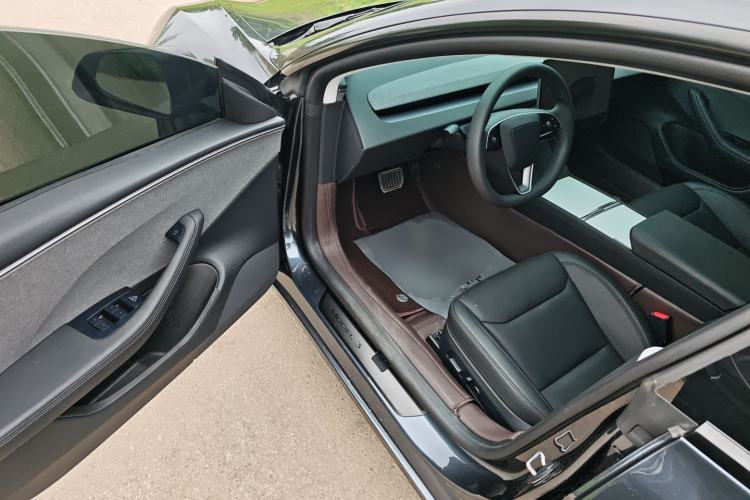 Used Tesla Model 3 2025 Rear-Wheel-Drive Version