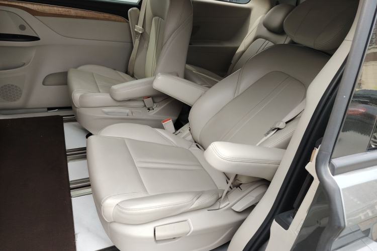 Used Buick GL8 2018 ES 28T Comfort Model China VI Standard
