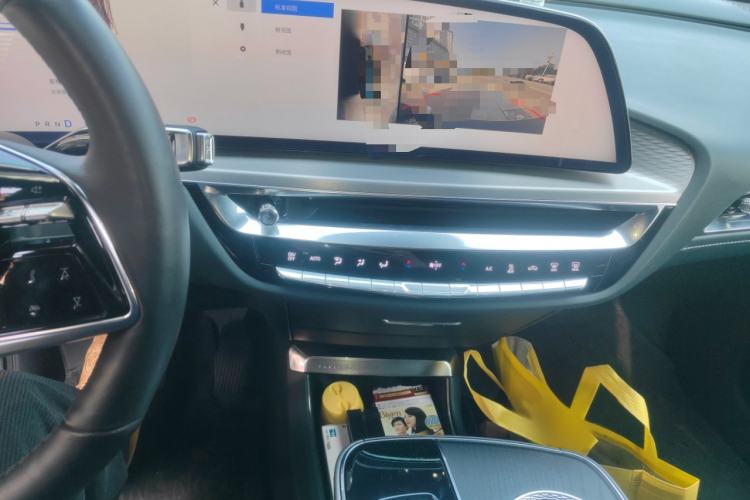 Used Cadillac LYRIQ 2022 Four-Wheel-Drive High-Performance Deluxe Edition