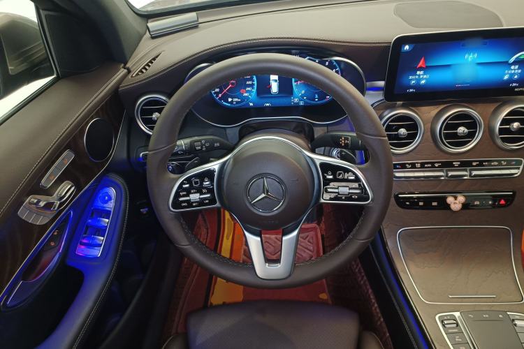 Used Mercedes-Benz GLC 2020 Facelift GLC 300 L 4MATIC Dynamic Edition