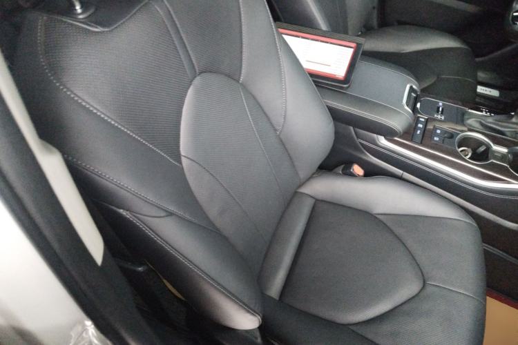 Used Toyota Highlander 2022 Dual-Engine 2.5L Four-Wheel Drive Supreme Edition 7-Seater
