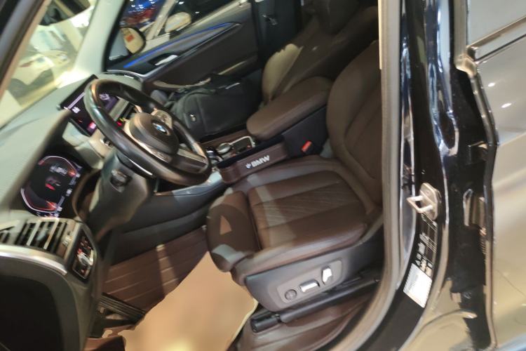 Used BMW X3 2023 xDrive30i Leading Model M Night Edition Package Left Front Seat