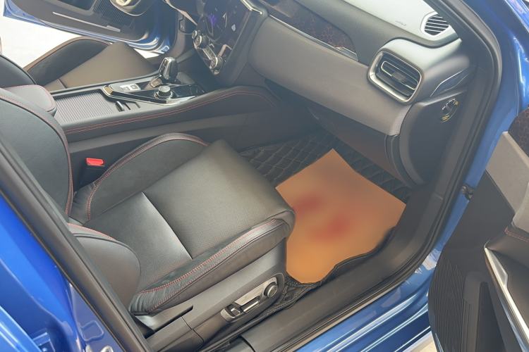 Used Lynk & Co 03 2018 1.5TD DCT JingPro Edition China V Standard Interior 4