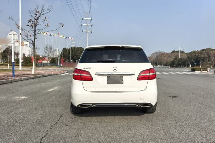 Used Mercedes-Benz B-Class 2015 B 200 Fashion Model