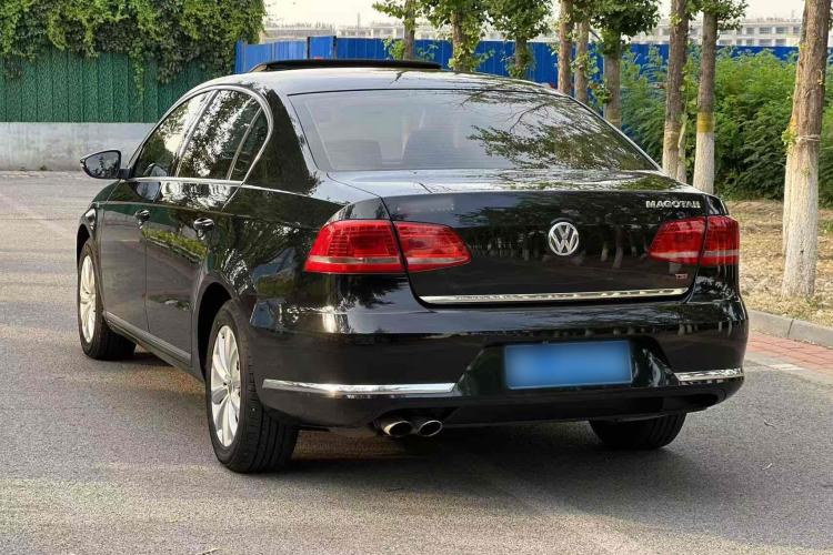 Used Volkswagen Magotan 2015 2.0 TSI Luxury Model
