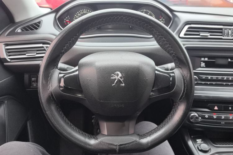 Used Peugeot 308 2016 1.6L Manual Fashion Edition Steering Wheel
