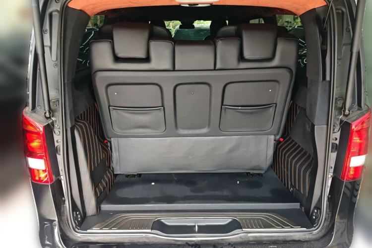 Used Mercedes-Benz V-Class  Trunk
